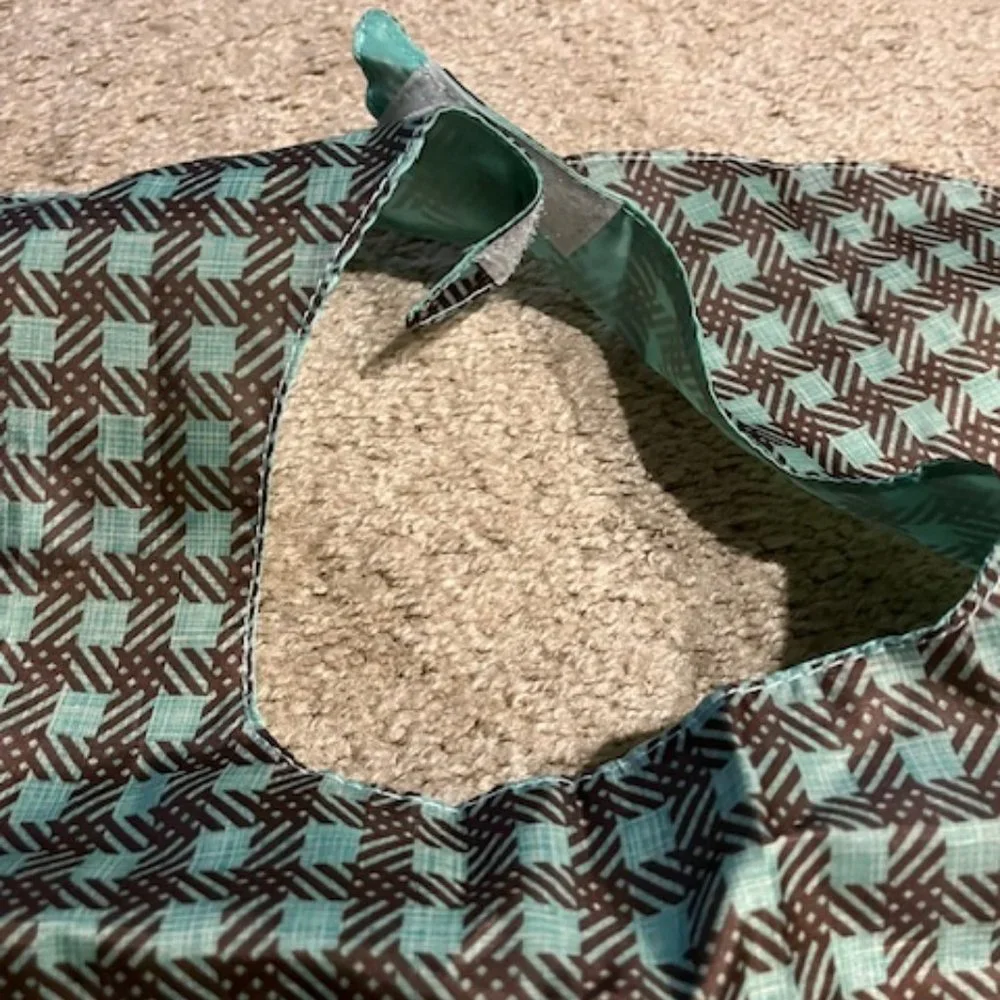 Tidy Top/Bib Reversible Pocket Waterproof Green/Brown Plaid Travel Home Car OS